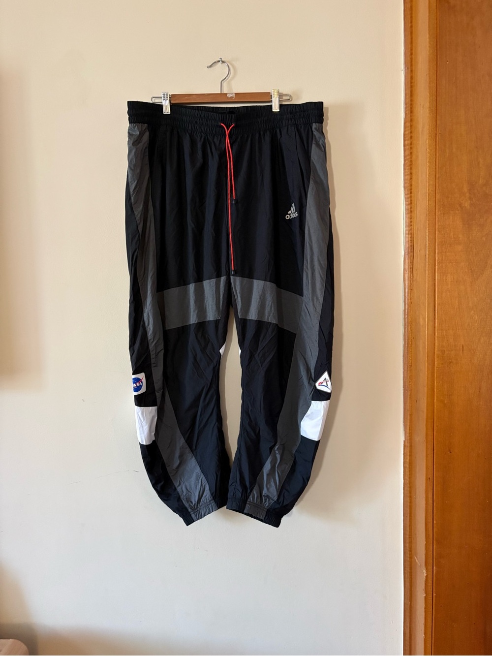 Adidas Black & Gray Track Pants with Red Drawstring space Race NASA Mens 2XL